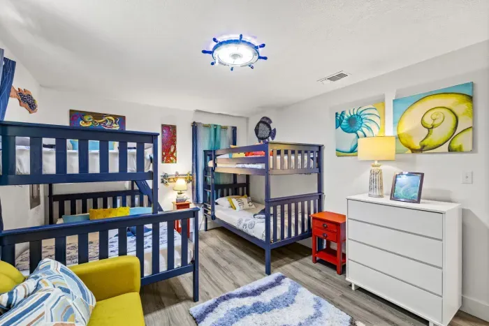 35-920 4th St-25.jpg