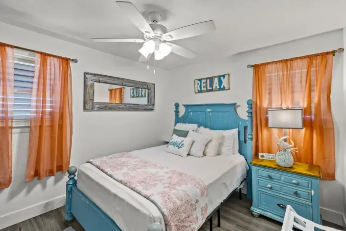 27-920 4th St-19.jpg