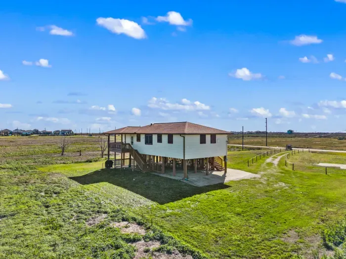 56-920 4th St-55.jpg