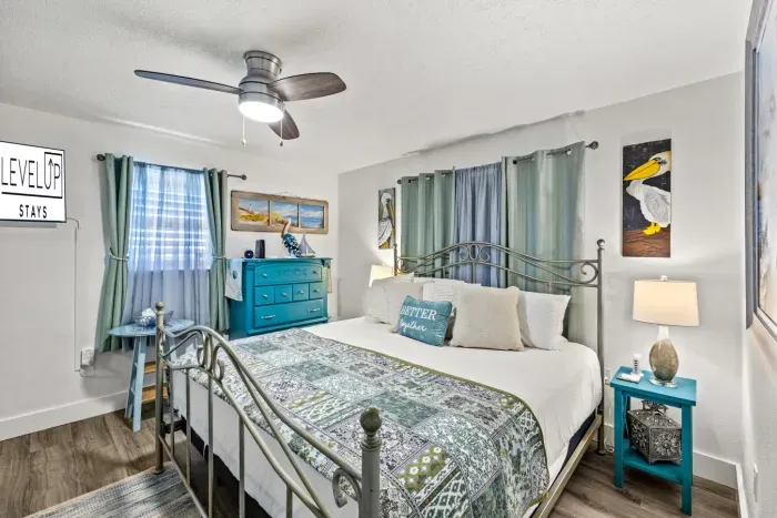 20-920 4th St-15.jpg