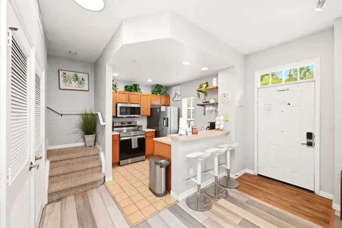 8-web-or-mls-4560-yellowgold-rd-e-27-101