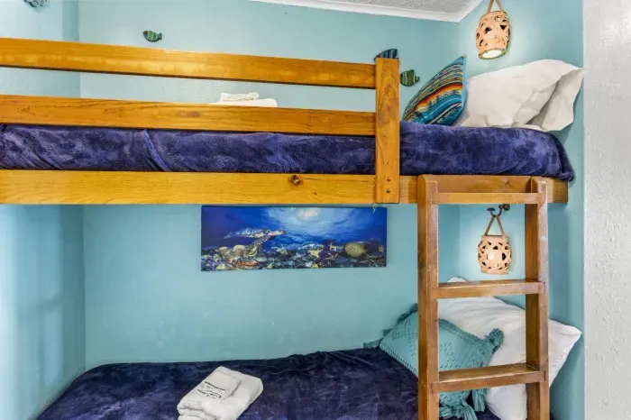 6102SeawallBlvd162-4 (1).jpg