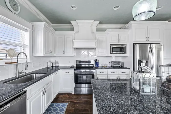 20-876 Bowers Ln-16.jpg