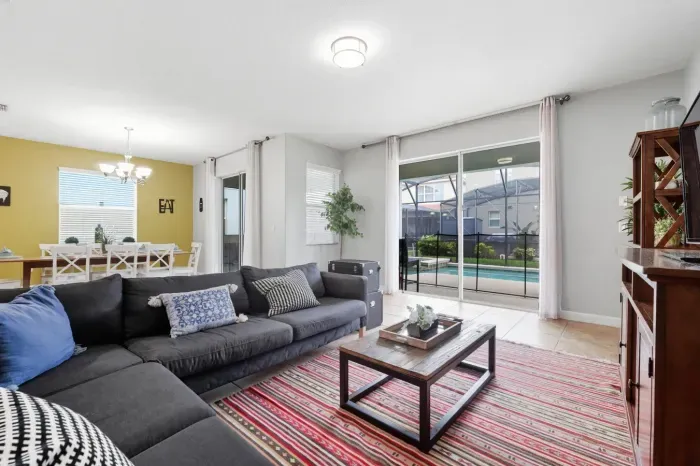 24-print-2968 Buccaneer Palm Rd_24.jpg