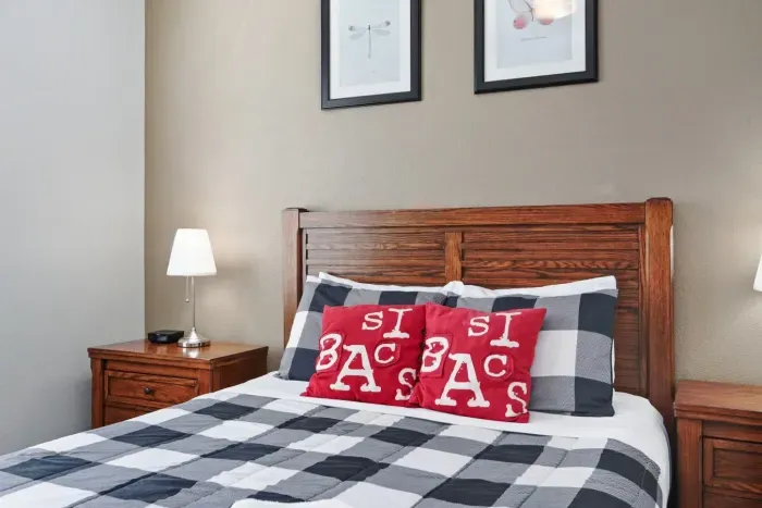 48-print-2968 Buccaneer Palm Rd_48.jpg