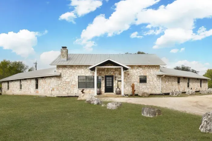 Prepare to be wowed by your first view of our impressive property. Experience the ultimate in luxury and comfort with stunning views and world-class amenities.