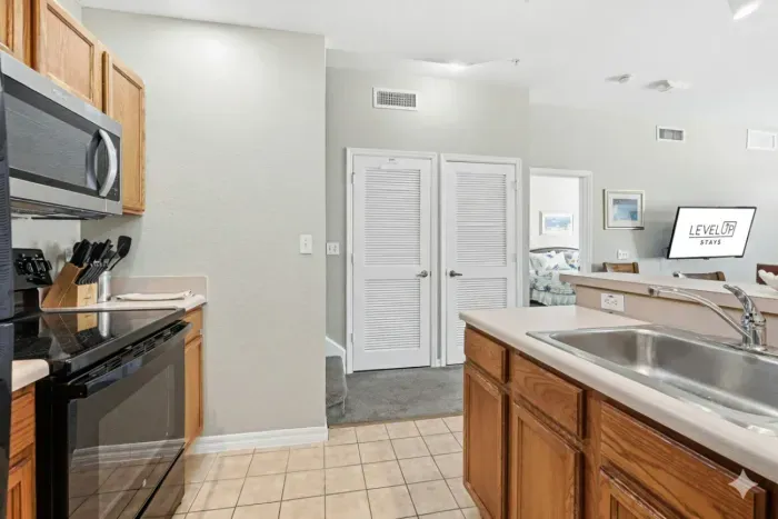 Generated Image October 28, 2025 - 9_44PM (4).png