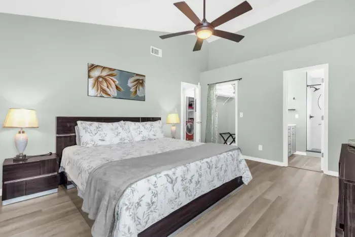 14-2743 N Poinciana Blvd 62 (13).jpg