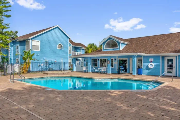 27-2743 N Poinciana Blvd 62 (35).jpg