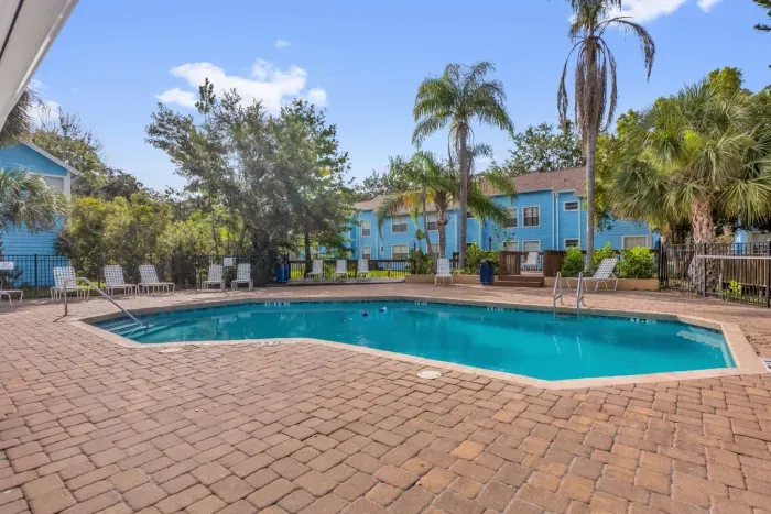 25-2743 N Poinciana Blvd 62 (33).jpg