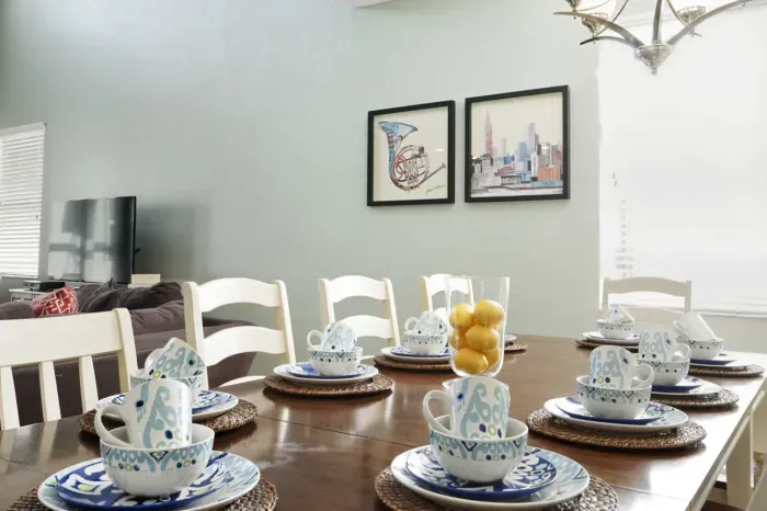 8-print-2950 Buccaneer Palm Rd_08-2.jpg