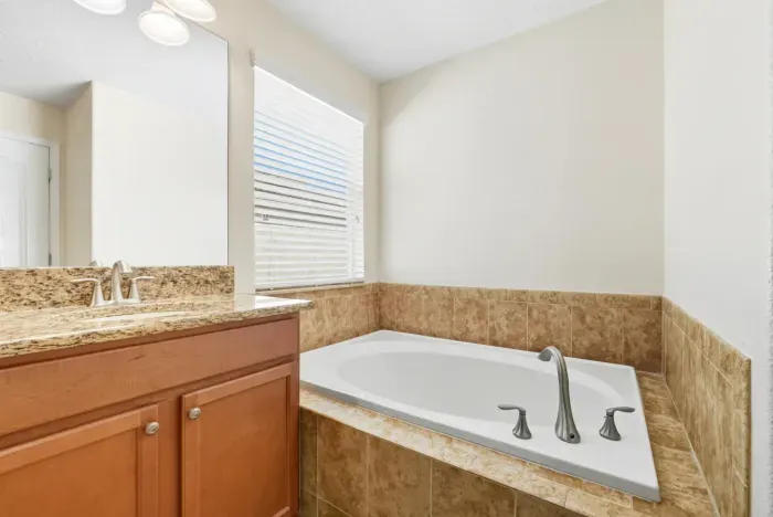 32-print-2950 Buccaneer Palm Rd_31.jpg