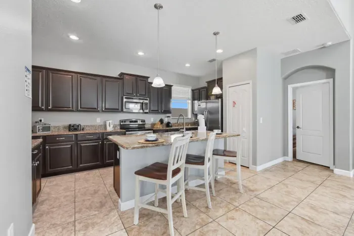 16-print-2950 Buccaneer Palm Rd_15.jpg