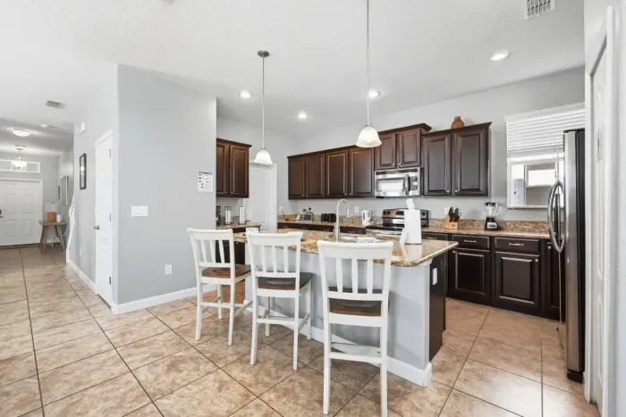 18-print-2950 Buccaneer Palm Rd_17.jpg