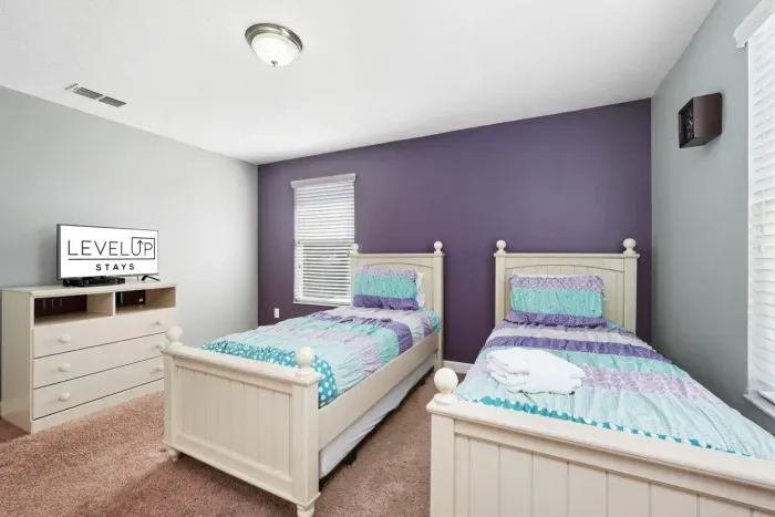 49-print-2950 Buccaneer Palm Rd_48.jpg