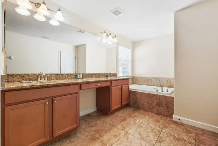 31-print-2950 Buccaneer Palm Rd_30.jpg