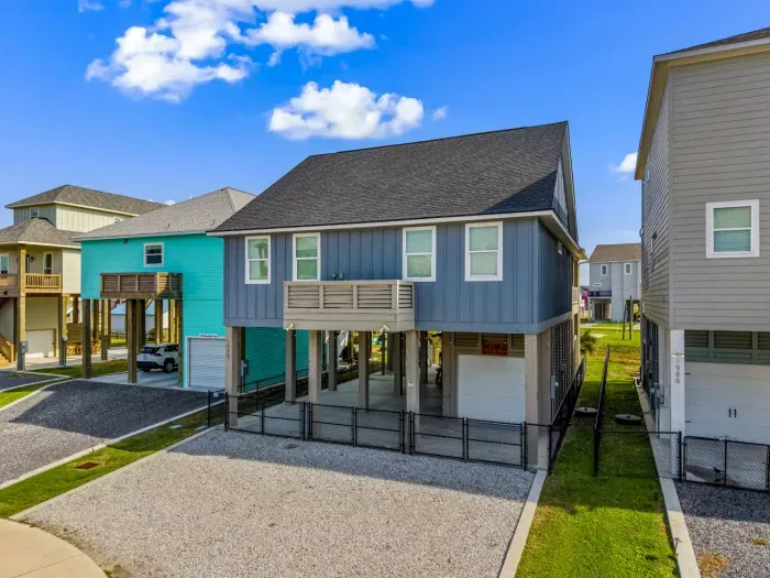 66-1990 Royalville Ct-65.jpg