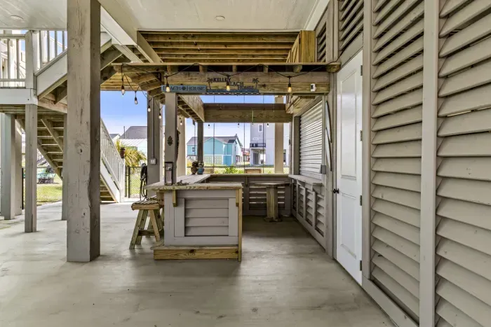 52-1990 Royalville Ct-36.jpg