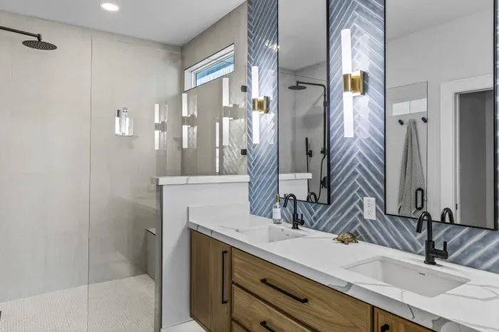 31-1990 Royalville Ct-23.jpg