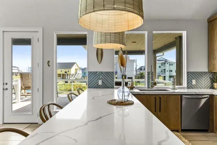 19-1990 Royalville Ct-15.jpg