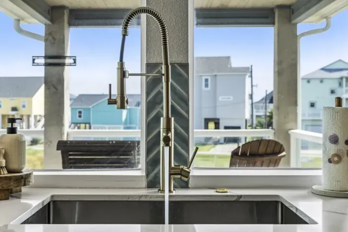 20-1990 Royalville Ct-16.jpg