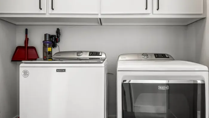 64-1990 Royalville Ct-53.jpg