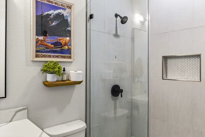 49-1990 Royalville Ct-33.jpg