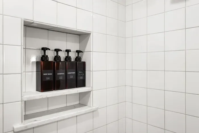 Full bath with tub - shampoo, conditioner, and body was provided