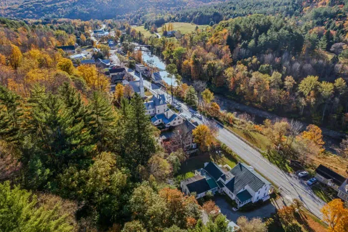A view of the Inn and the Ottauquechee river