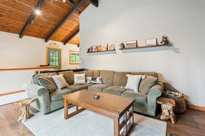 Living room with large couch and Smart TV!