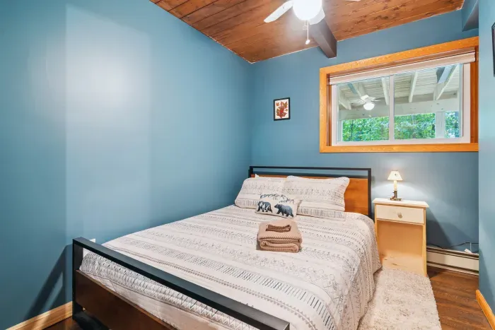 Bedroom #2 with a Queen bed. Clean linens and towels provided.