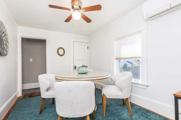 Dining room with seating for 4 people.