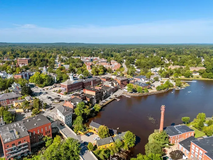 Stunning views of the river and downtown Exeter. The condo is steps away from downtown!
