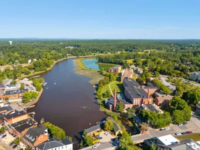 Stunning views of the river and downtown Exeter. The condo is steps away from downtown!