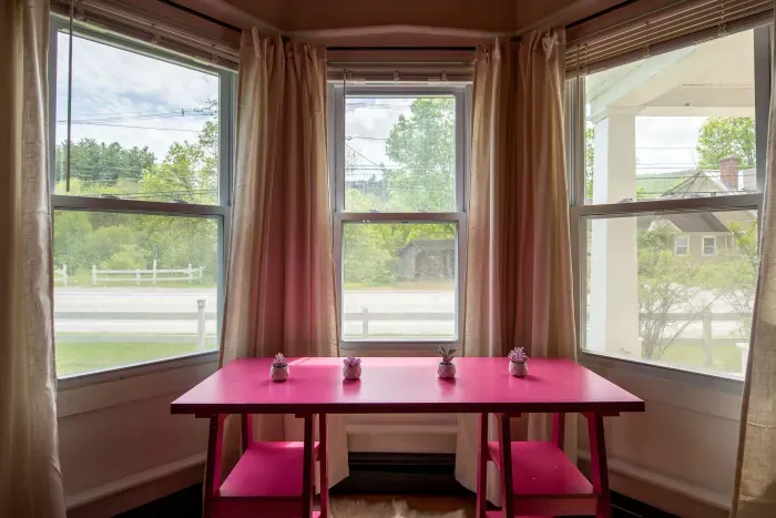 The Bridgewater Inn Main House - The Conversation Corner: Window View