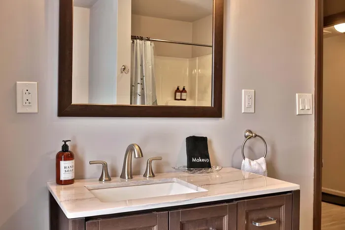 Long Trail - Hand soap and hand towels provided.