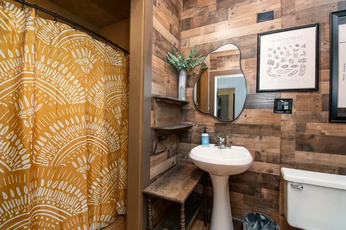 The Bridgewater Inn Main House - 1st Full Bathroom located on the 1st Floor by the game room