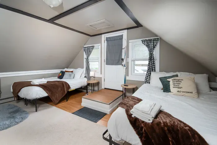 The Bridgewater Inn Main House - Two comfortable full-sized beds in a peaceful, private attic sanctuary