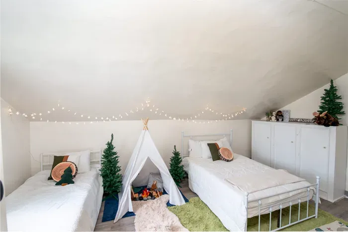 The Bridgewater Inn Main House -  Twin bedroom designed for and cozy nights