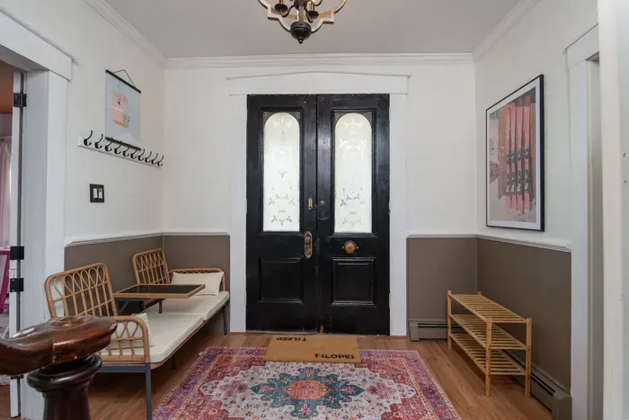 The Bridgewater Inn Main House - This grand front entrance leads out to the front porch