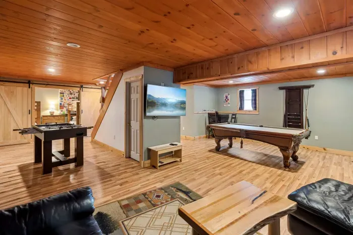 Double the fun with foosball and pool table combo! ⚽