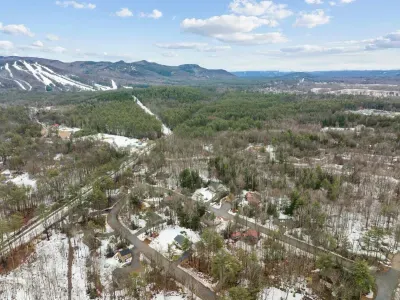 Aerial view - 15 minutes to Attitash mountain!
