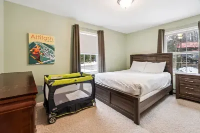 Bedroom #2 with Queen bed.