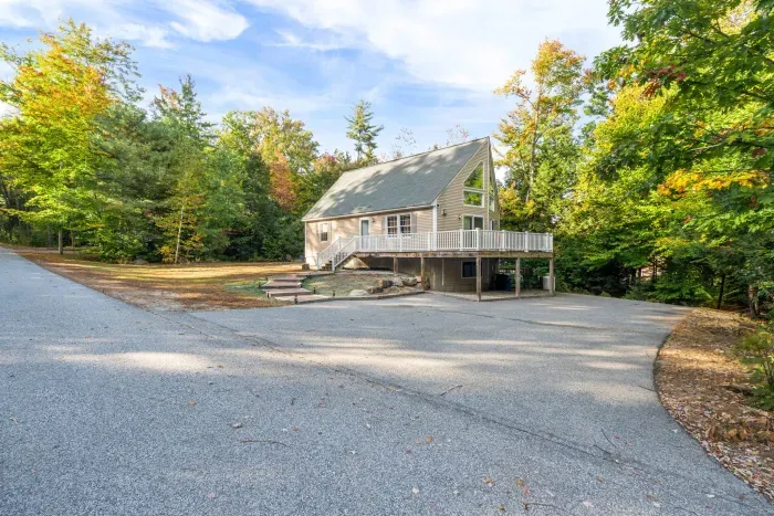The Ash Lodge - plenty of off street parking for 4 cars! If you have bikes this property is a 10 minute bike ride to downtown North Conway!