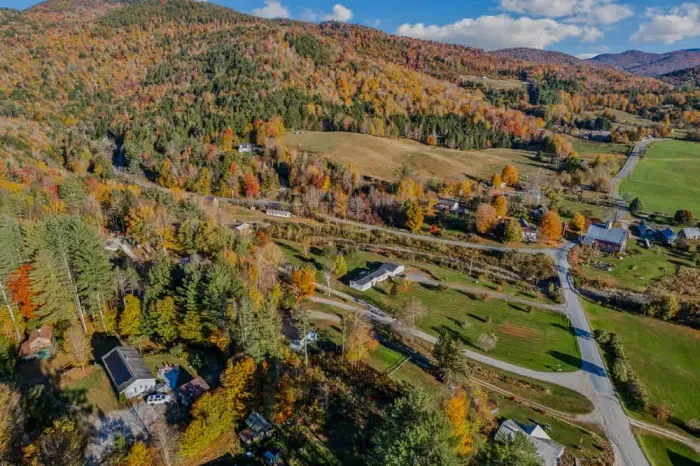 Fall foliage at Blueberry Hill Escape!