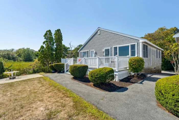 Front of unit. This unit is located on the right side of the building.