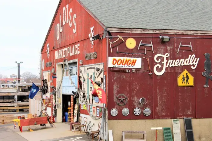 The Oldies vintage store