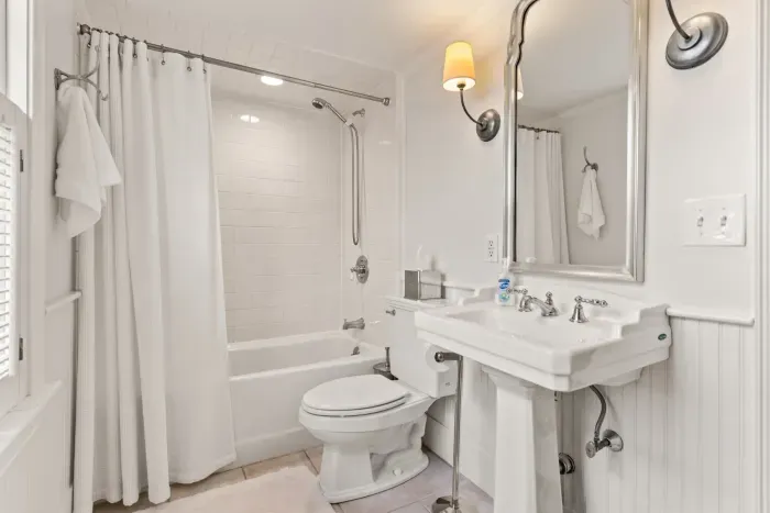 Second floor full bathroom with shower tub