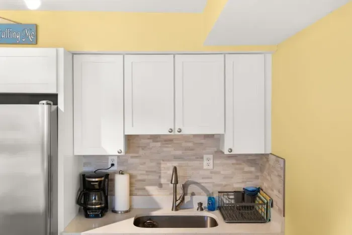 kitchen sink & cupboard