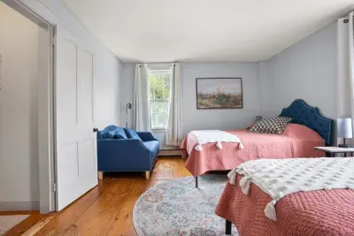 Bedroom #1 with 2 queen beds